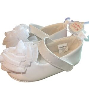 White Baby Girl Shoes with Flower Accent